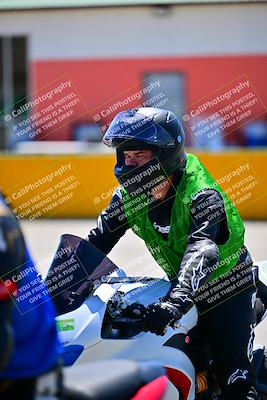 media/Apr-20-2024-TrackXperience (Sat) [[8e083f9805]]/Level 1/Session 3 (Grid Turn 14)/